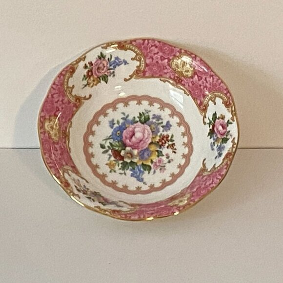 Vintage Royal Albert Bone China Lady Carlyle Dessert Fruit Bowl Made in England - Picture 2 of 6